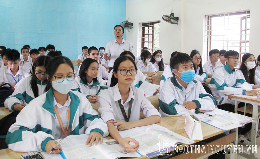 Thái Nguyên: Các trường THPT đồng loạt công bố điểm chuẩn tuyển sinh lớp 10
