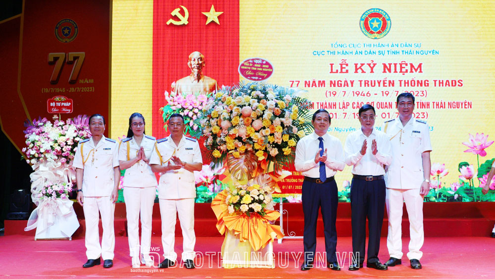 Phát huy truyền thống, tích cực bảo vệ lợi ích của Nhà nước và tổ chức, cá nhân