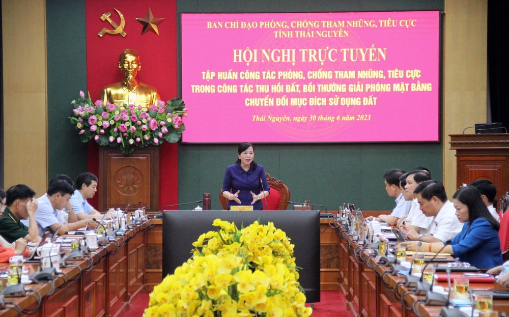 Nâng cao nghiệp vụ phòng, chống tham nhũng, tiêu cực liên quan đến đất đai