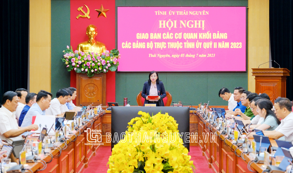 Triển khai đồng bộ các nhiệm vụ, giải pháp phát triển kinh tế - xã hội
