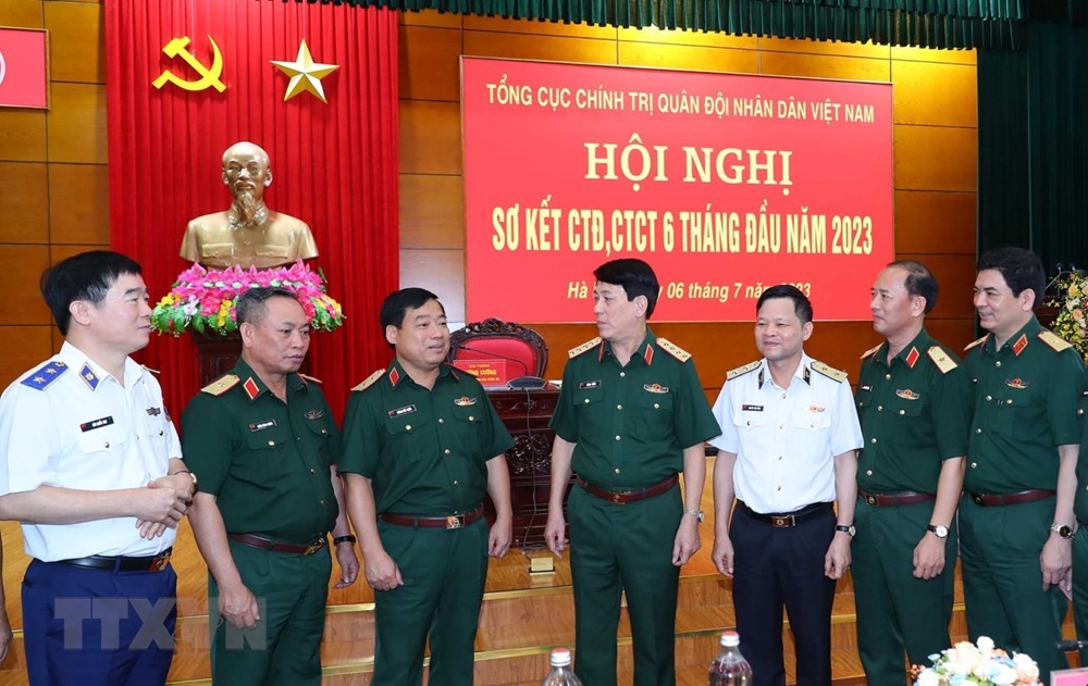 Toàn quân nâng cao chất lượng, hiệu quả công tác giáo dục chính trị