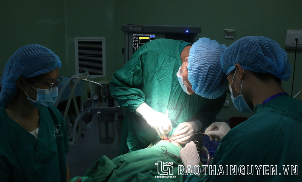 Hành trình tìm lại nụ cười cho trẻ em