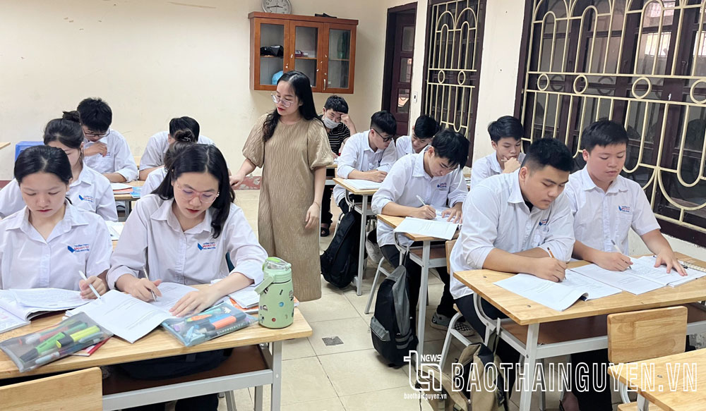 Thấp thỏm khi tăng lương