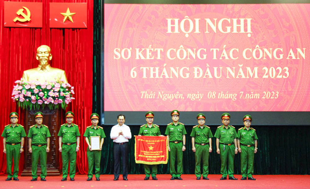 Công an tỉnh cần tăng cường phối hợp xây dựng thế trận an ninh nhân dân vững chắc