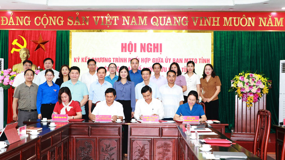 Ủy ban MTTQ tỉnh: Ký kết các chương trình phối hợp