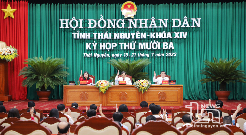 Bế mạc Kỳ họp thứ 13, HĐND tỉnh khóa XIV: Biểu quyết thông qua 27 nghị quyết