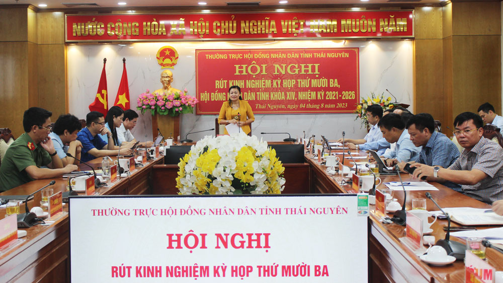 Thường trực HĐND tỉnh họp rút kinh nghiệm Kỳ họp thứ 13