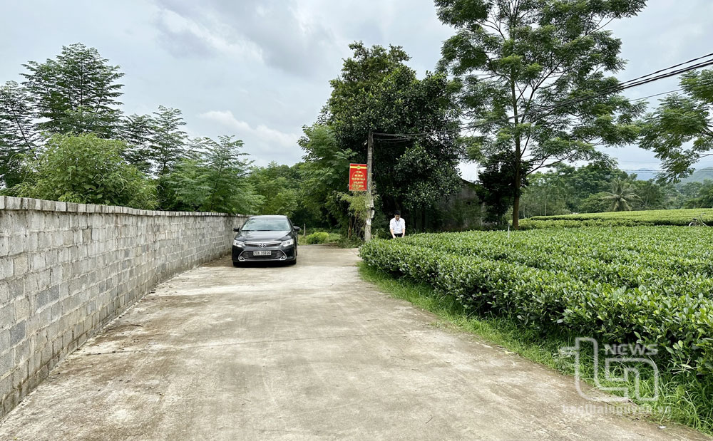 Người dân Minh Lập tích cực hiến đất làm đường