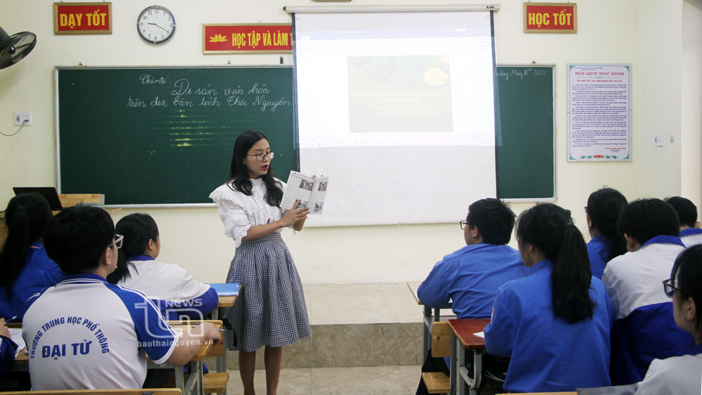 Vì sao điểm chuẩn ngành Sư phạm Lịch sử tăng vọt?