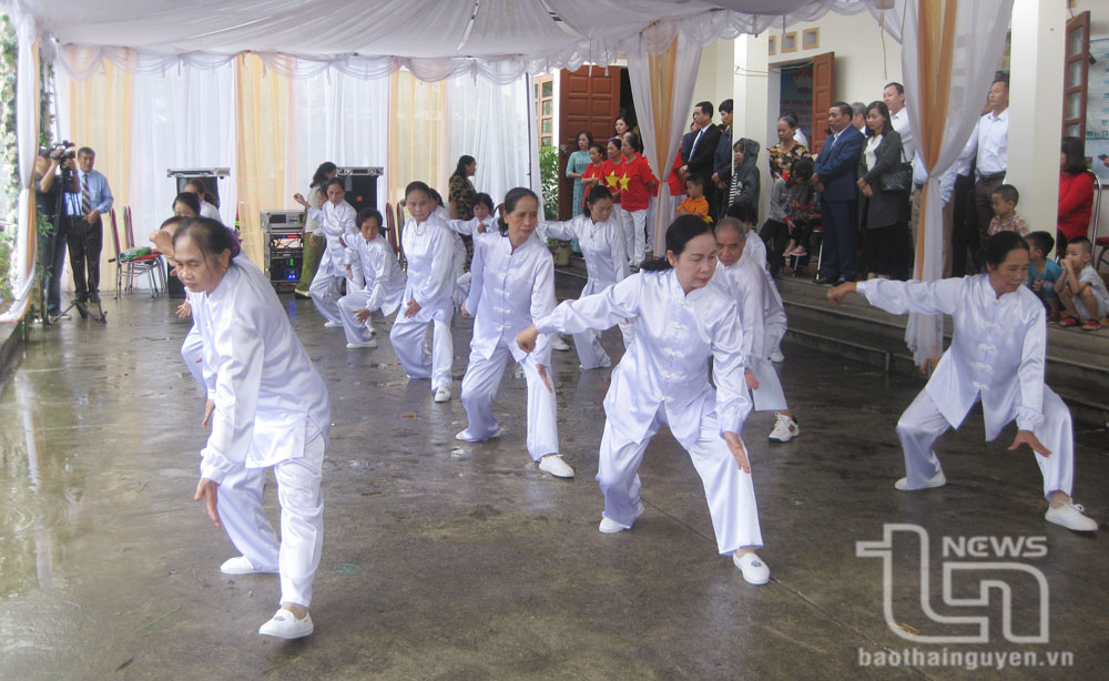 Sống vui, sống có ích với thể dục dưỡng sinh