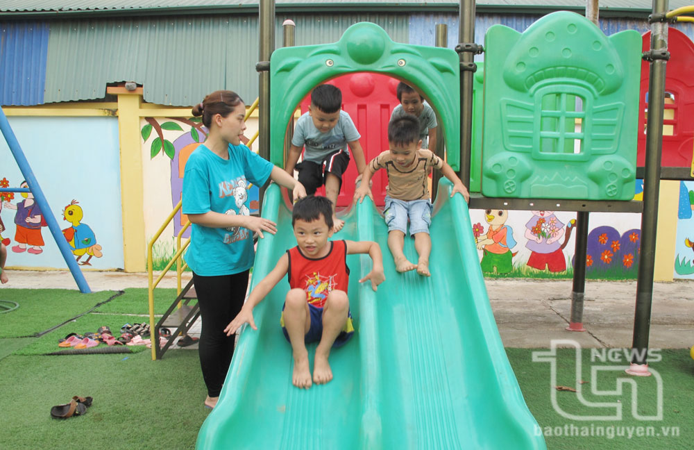 Không lợi dụng ban đại diện cha mẹ học sinh để thu, chi sai quy định