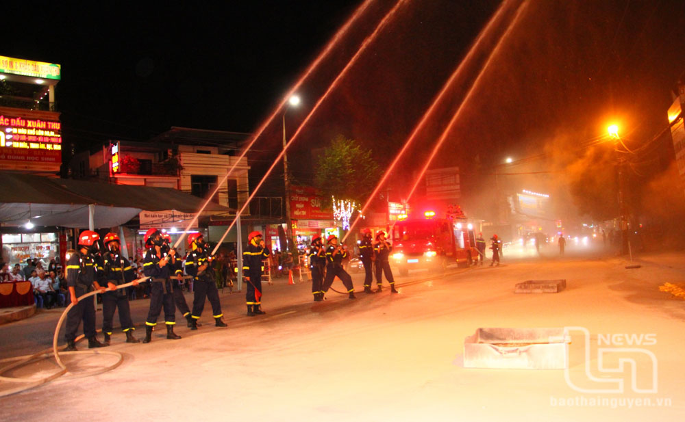 TP. Thái Nguyên: Thực tập phương án phòng cháy, chữa cháy tại tổ liên gia