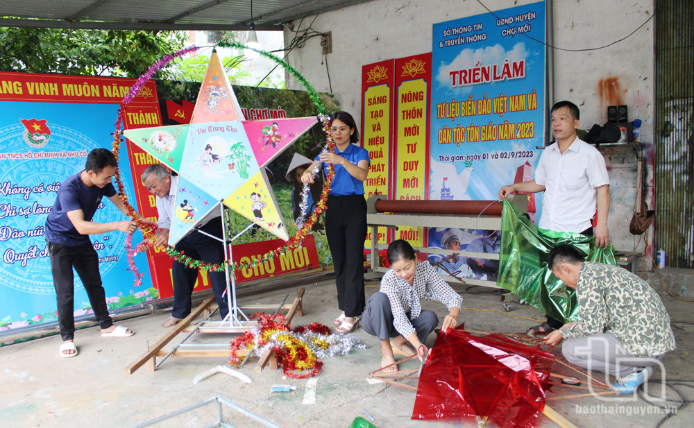 Rộn ràng chuẩn bị Đêm hội trăng Rằm