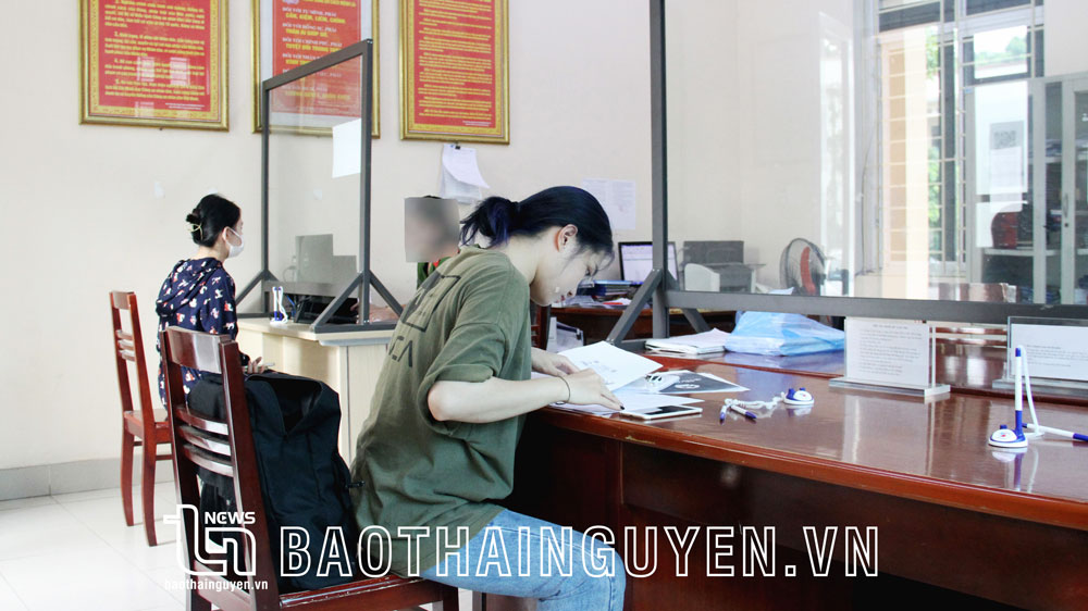 Đăng ký, xác nhận thông tin cư trú: Người dân có đang bị làm khó?