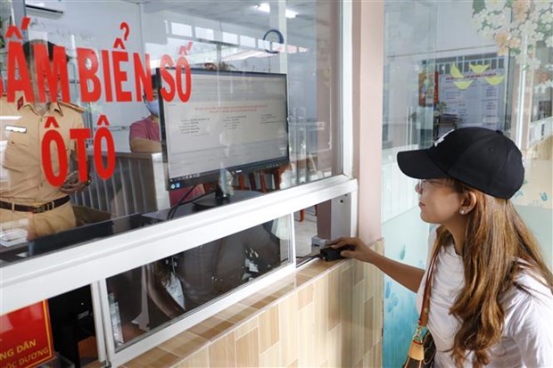 Chính sách mới từ 1/10: Tăng lệ phí đăng ký, cấp biển ôtô, xe máy