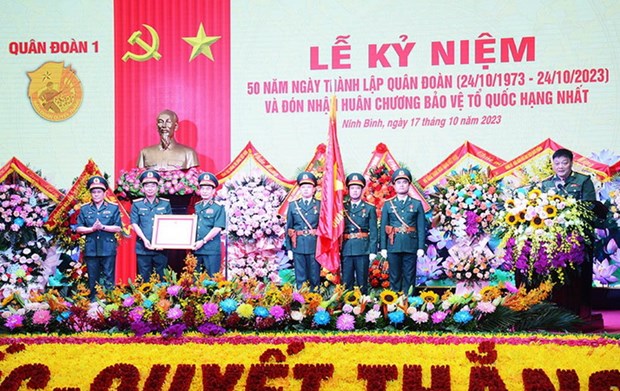 Quân đoàn 1 đón nhận Huân chương Bảo vệ Tổ quốc hạng Nhất