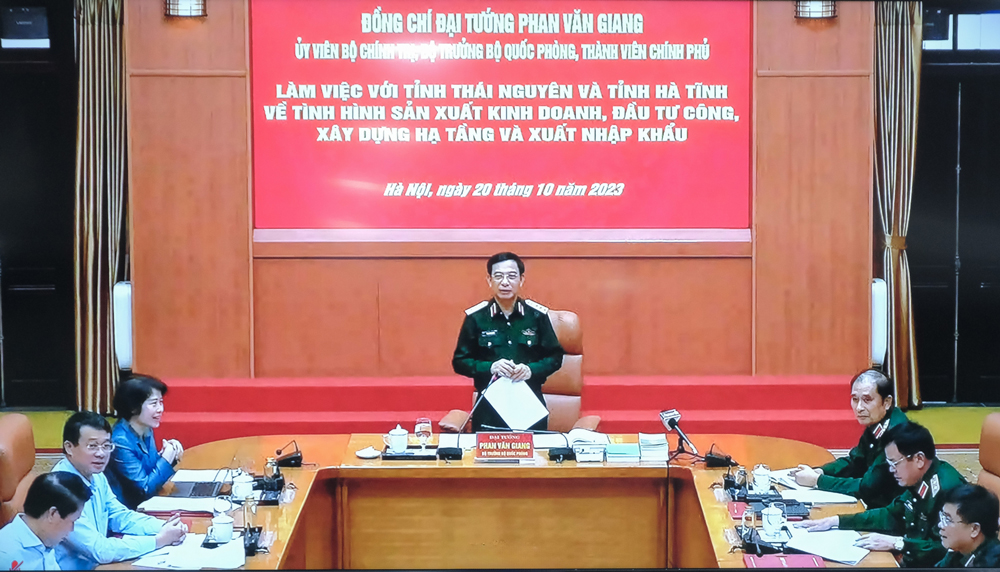 Đại tướng Phan Văn Giang làm việc với hai tỉnh Thái Nguyên và Hà Tĩnh