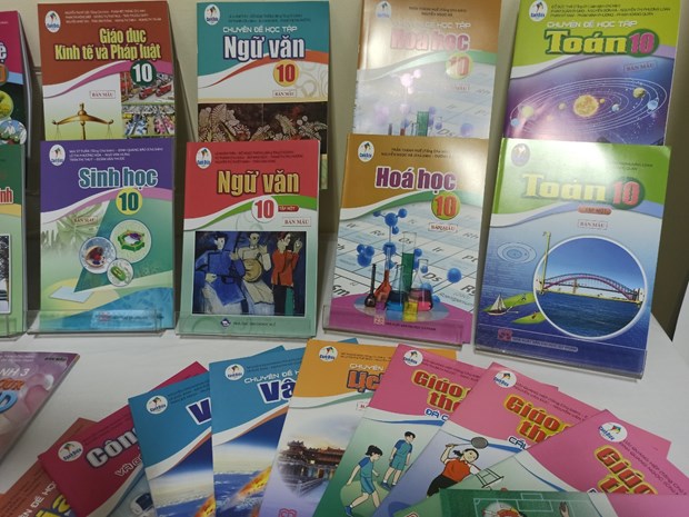 Bộ GD-ĐT sẽ trao quyền chọn sách giáo khoa cho các nhà trường?