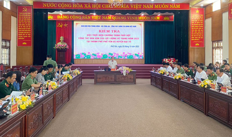 Kiểm tra việc thực hiện chương trình phối hợp về công tác dân vận