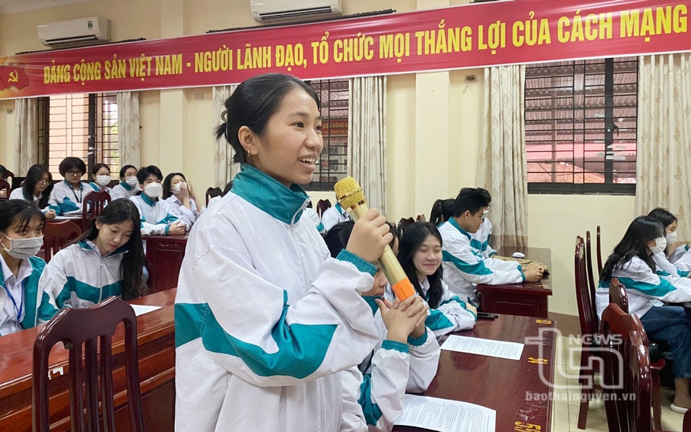 Đẩy mạnh tuyên truyền phòng, chống tác hại của thuốc lá trong trường học