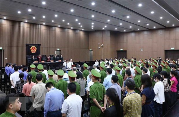 Đặt tính liêm chính của cán bộ trong chống tham nhũng lên hàng đầu