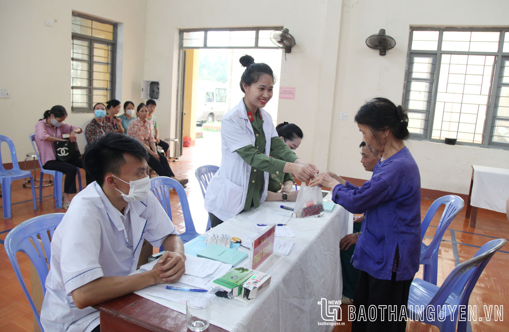 Giải quyết những khâu yếu, việc khó, trọng tâm