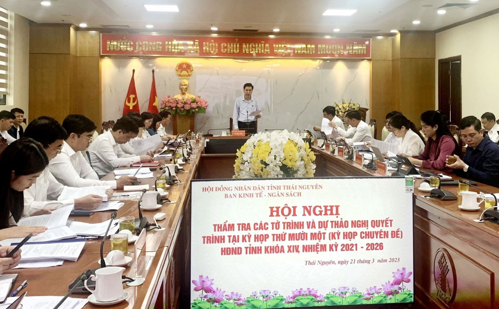 Thẩm tra 11 nội dung trình kỳ họp chuyên đề của HĐND tỉnh