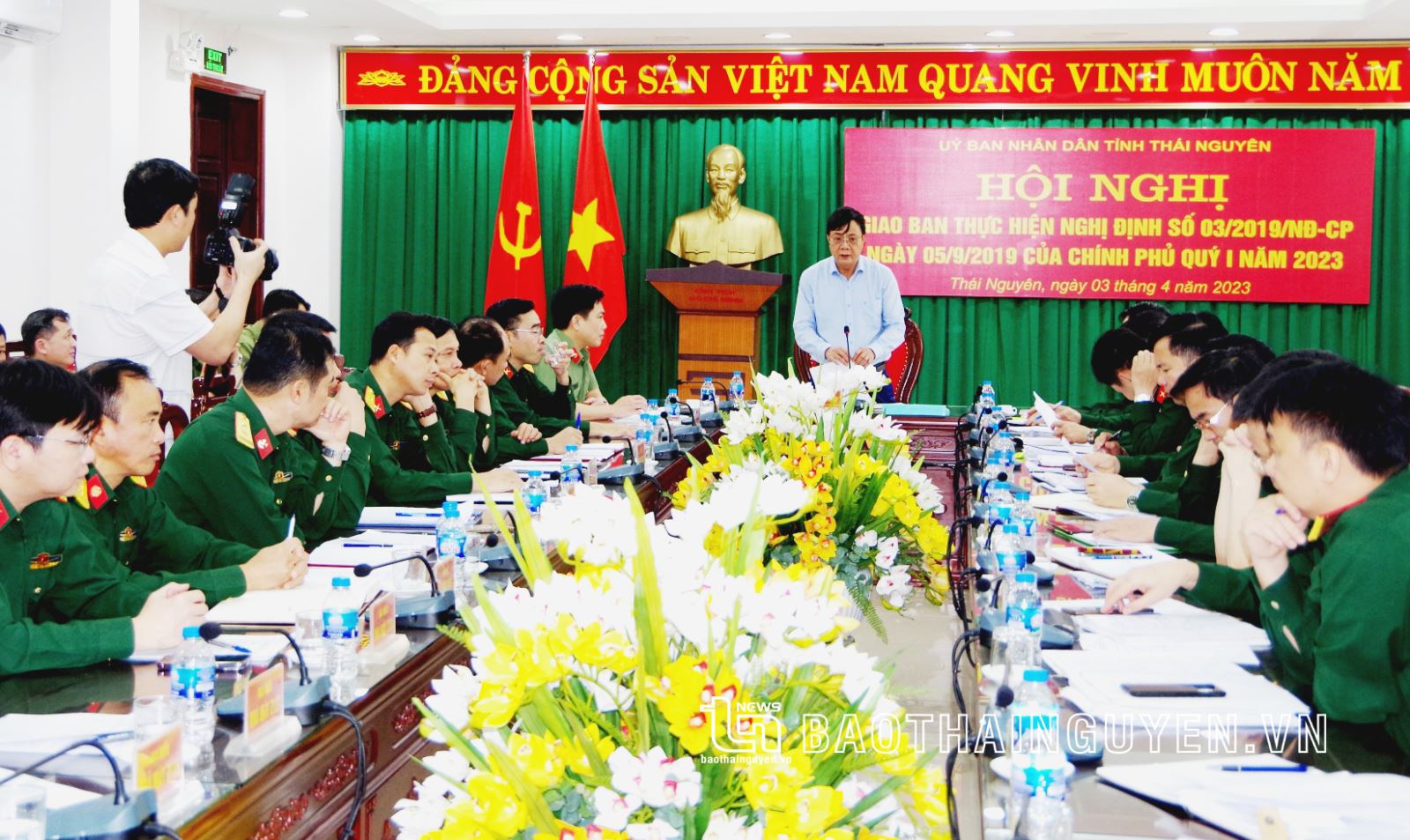 Phối hợp chặt chẽ thực hiện các nhiệm vụ quốc phòng, an ninh