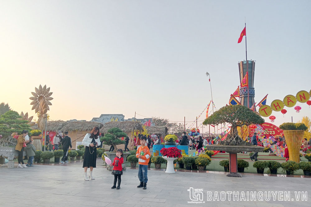 Vui Xuân an toàn, tràn đầy khí thế