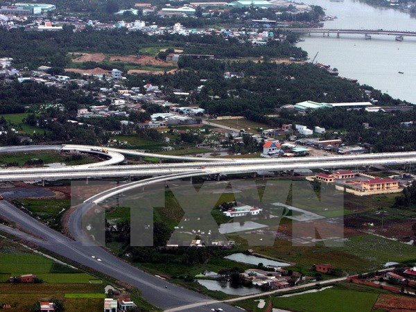 Gỡ “nút thắt” đền bù để tăng tốc phát triển hạ tầng giao thông