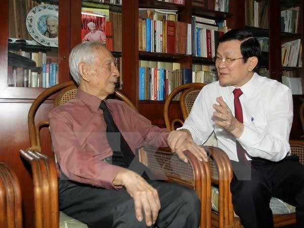 Chủ tịch nước chúc Tết các nhân sĩ trí thức, nghệ sĩ tại TP.HCM