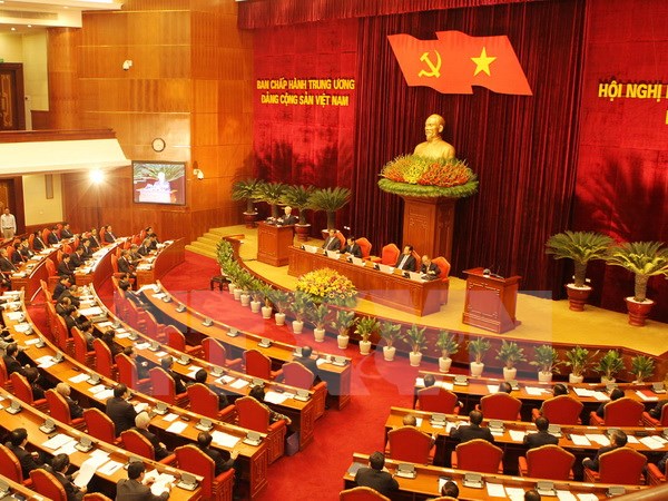 Ngày làm việc đầu tiên Hội nghị lần thứ 11 Ban Chấp hành TW Đảng.
