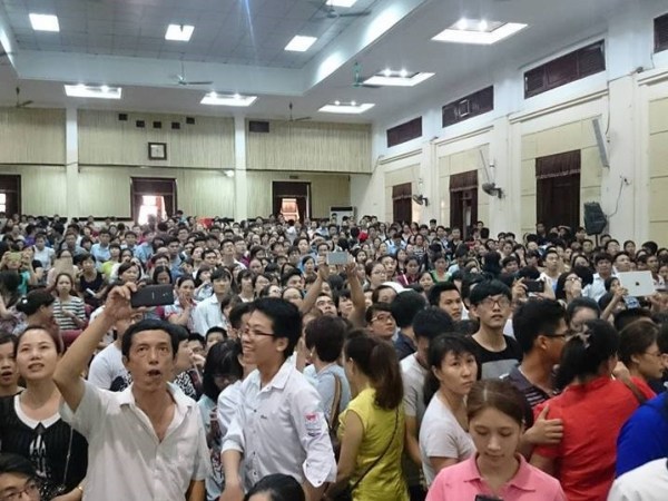 Đại học Kinh tế quốc dân công bố điểm chuẩn nguyện vọng một