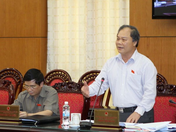 Ưu tiên xây dựng dự án luật thể chế hóa quy định Hiến pháp