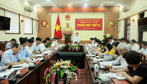UBND tỉnh họp phiên thứ 34:  Tiếp tục tập trung tháo gỡ khó khăn cho nền kinh tế 