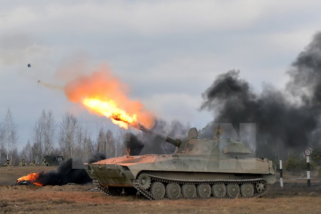 Ukraine sẽ tăng gấp 4 lần chi tiêu quốc phòng cho năm 2015