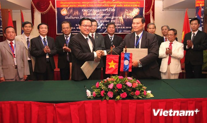 Việt Nam-Lào quyết bảo vệ đường biên giới hòa bình, hữu nghị 