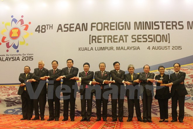 ASEAN nhất trí tăng đoàn kết và trách nhiệm trong vấn đề Biển Đông