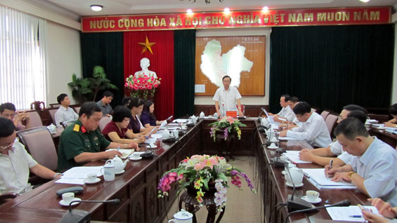 Xét khen thưởng đối với 36 tập thể, cá nhân có thành tích xuất sắc 