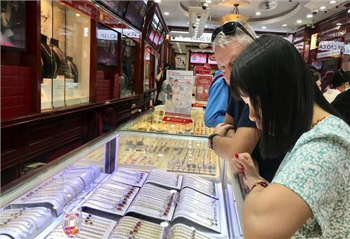 Giá vàng “hạ nhiệt” ngay khi có kết quả trúng thầu