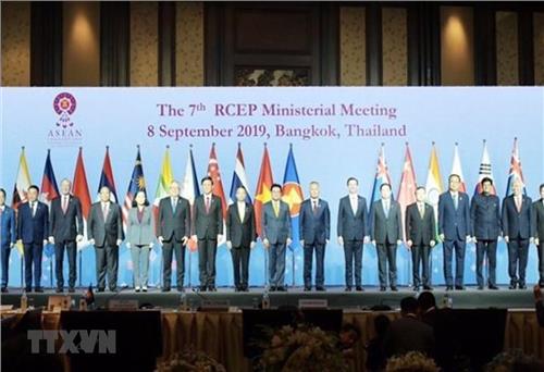 ASEAN và các đối tác đàm phán về hiệp định thương mại tự do khu vực