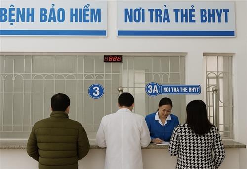 Hỗ trợ BHYT cho người nhiễm HIV: Giải pháp giảm nguồn lây và kháng thuốc