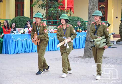Tăng cường giáo dục quốc phòng - an ninh trong trường học