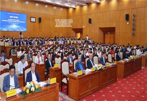 Chính quyền - Doanh nghiệp: Cùng bàn, cùng làm, vì sự phát triển chung