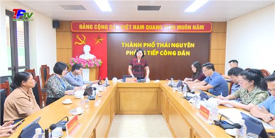 Đồng chí Chủ tịch HĐND thành phố Thái Nguyên tiếp công dân định kỳ tháng 10.