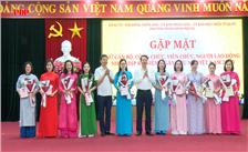 Phường Phan Đình Phùng gặp mặt nữa cán bộ, công chức, viên chức người lao động nhân dịp kỷ niệm Ngày phụ nữ Việt Nam 20/10.