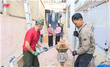 80% hộ dân tổ 2, phường Phan Đình Phùng, tỉnh Thái Nguyên đồng thuận tháo dỡ công trình vi phạm lấn chiếm ảnh hưởng đến tiêu thoát nước.