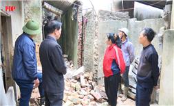 Khẩn trương tháo dỡ các công trình lấn chiếm hành lang mương thoát nước tại Tổ dân phố 7, phường Phan Đình Phùng, tỉnh Thái Nguyên