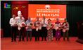Đảng bộ phường Hoàng Văn Thụ: trao tặng Huy hiệu Đảng đợt 19/5/2025.