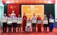 Đảng bộ phường Trung Thành: 35 đảng viên được trao tặng Huy hiệu Đảng đợt 19/5.